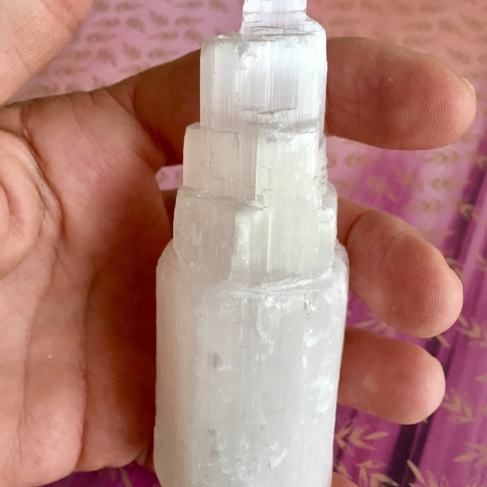 🌙✨ Selenite 🔮 - Picture 3 of 4